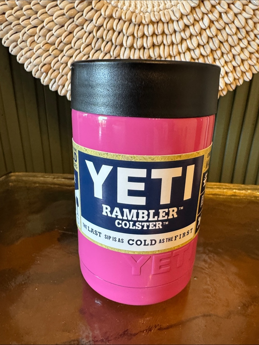 Yeti Rambler Colster - Hot Pink with Black Lid